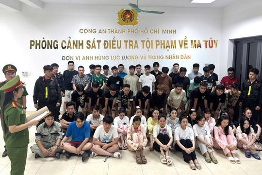 Từ đột kích quán bar, công an phá nhiều đường dây liên quan ma túy, bắt 50 người