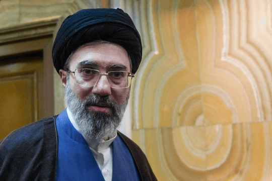 Lãnh tụ tối cao Iran tuyên bố Mỹ không còn nơi trú ẩn an toàn ở vùng Vịnh