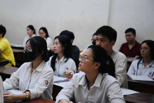 Trước giờ G, Hà Nội siết chống gian lận công nghệ cao ở kỳ thi lớp 10