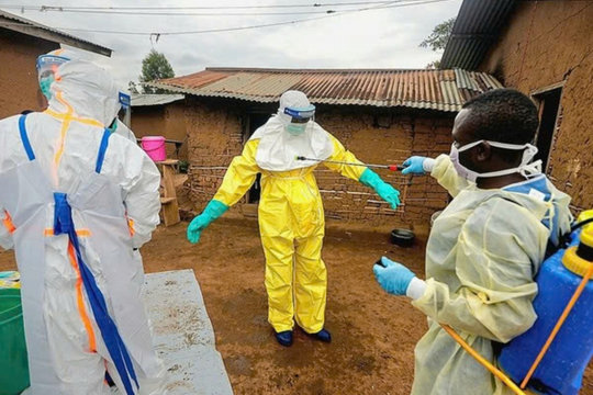 Ca mắc Ebola tiếp tục tăng tại châu Phi, Việt Nam siết phòng dịch từ cửa khẩu