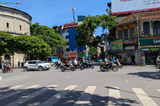 Thời tiết ngày 31/5: Hà Nội và Bắc Bộ nắng nóng, chiều tối đề phòng mưa dông