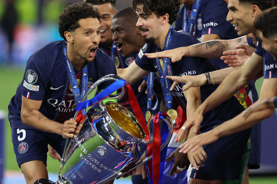 PSG nhận khoản thưởng khổng lồ sau chức vô địch Champions League