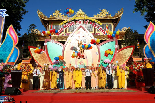 Trang nghiêm Đại lễ Phật đản Phật lịch 2570 tại Đà Nẵng