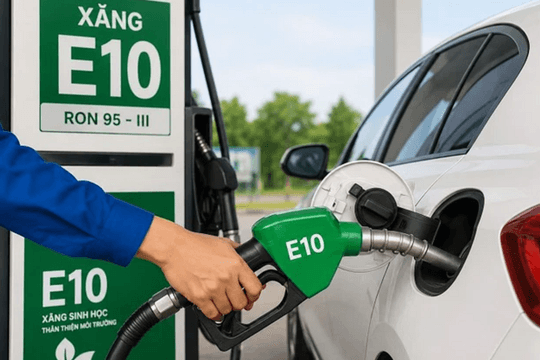 Xăng E10 bắt đầu thay thế xăng khoáng, bán đại trà toàn quốc từ hôm nay
