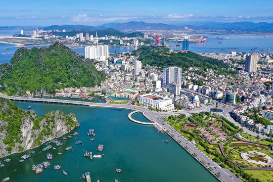 HĐND tỉnh Quảng Ninh thông qua đề án thành lập thành phố Quảng Ninh