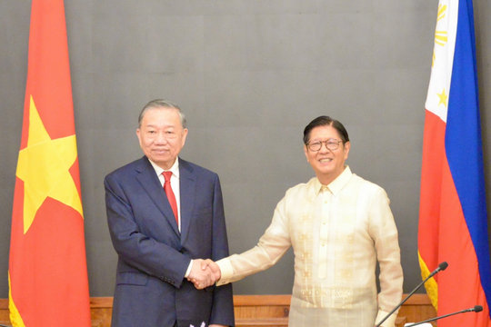 Philippines bắn 21 loạt đại bác chào mừng Tổng Bí thư, Chủ tịch nước Tô Lâm