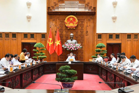 Thủ tướng: Tạo cơ chế đột phá để sớm có sản phẩm, dịch vụ tài chính mới chủ chốt