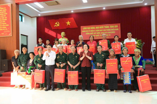 Lào Cai quyết tâm xóa nhà tạm, nhà dột nát cho hộ người có công, hộ thân nhân liệt sĩ