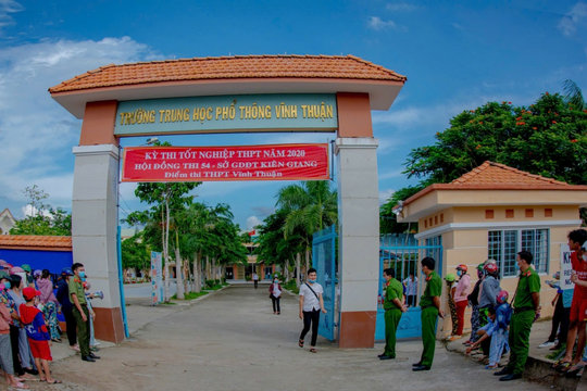 3 phương án vận chuyển đề thi và cán bộ coi thi ra Phú Quốc