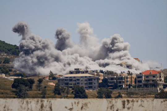 Houthi cấm tàu ​​thuyền Israel vào biển Đỏ