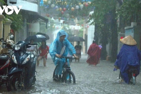 Không khí lạnh tràn về, Bắc Bộ mưa lớn, biển động