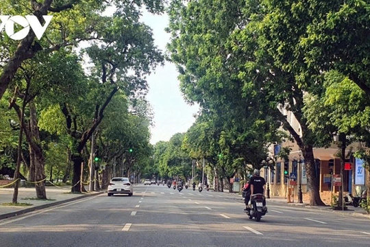 Thời tiết hôm nay 11/6: Hà Nội trưa, chiều nắng, mưa dông cục bộ ở vùng núi Bắc Bộ