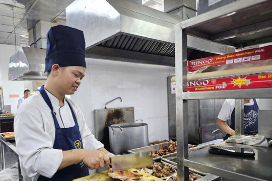 Gia Lai kiểm tra an toàn thực phẩm sau phản ánh bị ngộ độc của du khách