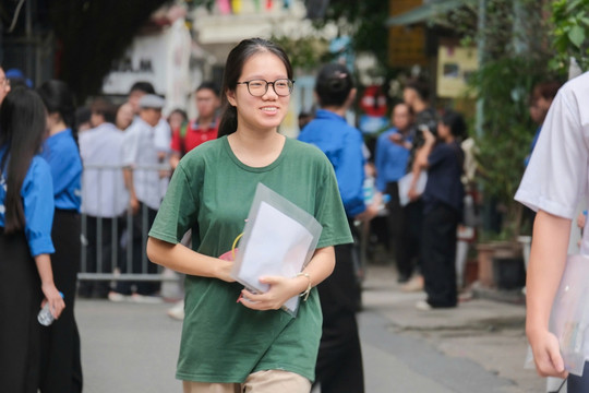 Bộ GD-ĐT: "Đến hiện tại, chưa phát hiện thông tin lộ, lọt đề thi tốt nghiệp THPT"