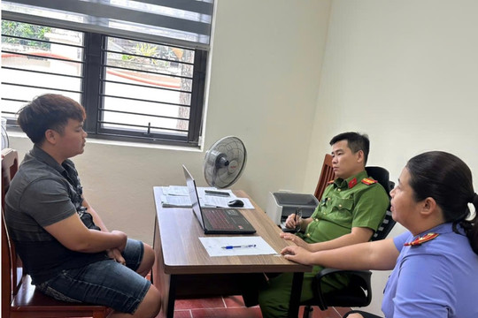 Danh tính tài xế lái ô tô kéo lê CSGT suốt 300m ở Thanh Hóa