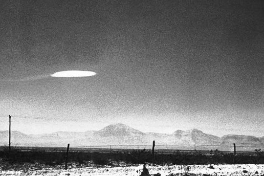 Những hiện tượng bí ẩn trong hồ sơ UFO giải mật mới được Lầu Năm Góc công bố