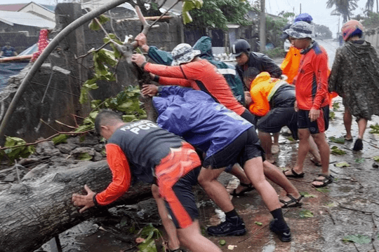 Bão Mekkhala áp sát Philippines, dự báo đạt cường độ cực đại trong 2 ngày tới