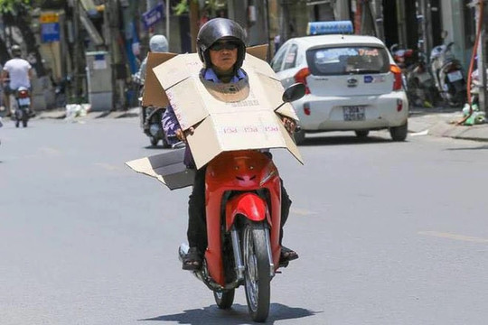 Nắng nóng gay gắt bao trùm Bắc Bộ và Trung Bộ, có nơi trên 40°C