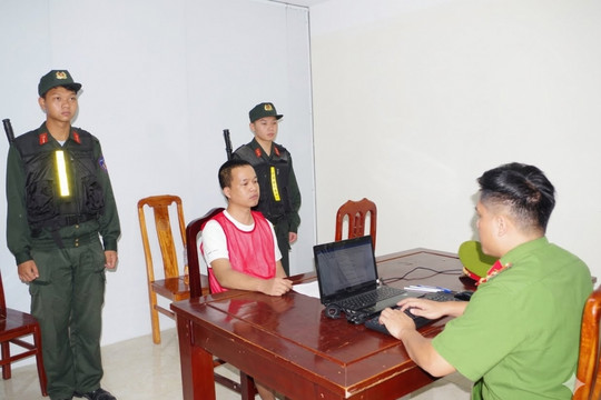 Triệt phá đường dây lừa đảo hơn 250 tỷ đồng có "sào huyệt" tại Campuchia