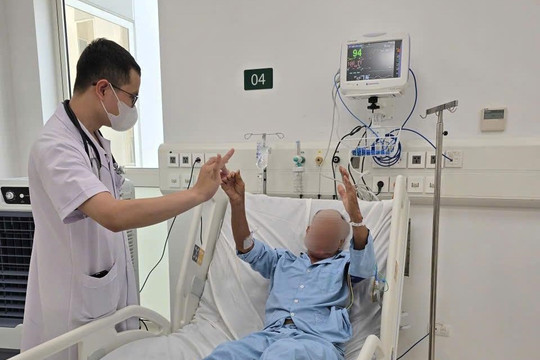 Ca mổ đầu tiên và hai bệnh nhân đột quỵ được cứu tại BV Bạch Mai cơ sở Ninh Bình