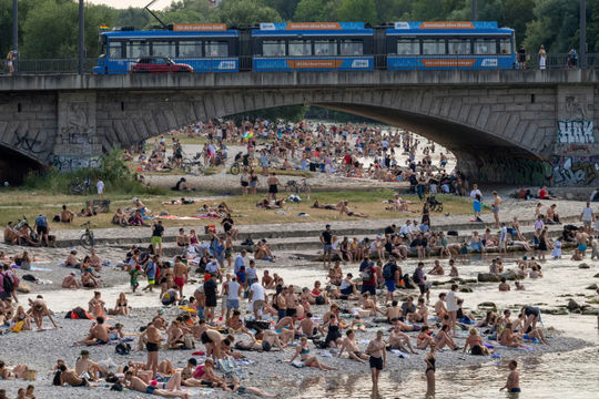 'Vòm nhiệt' khắc nghiệt mở rộng, nắng nóng thiêu đốt nước Mỹ