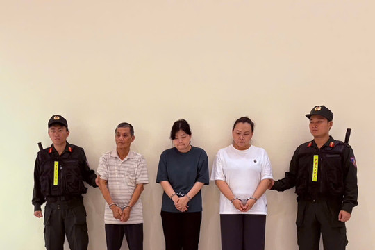 'Hô biến' hàng từ Trung Quốc thành hàng Canada để trúng 30 gói thầu ngành điện