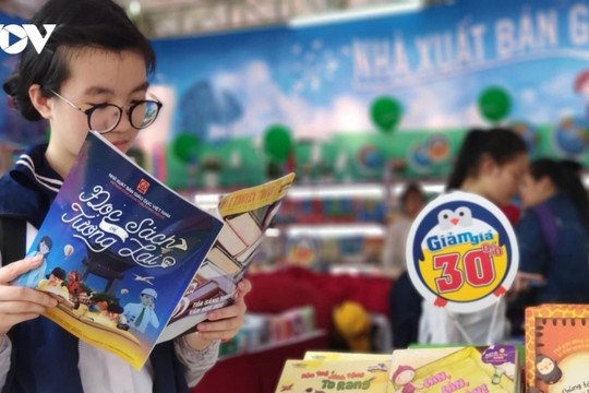 Lộ trình miễn phí sách giáo khoa cho học sinh toàn quốc từ năm học 2029-2030