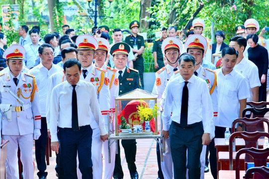 Thủ tướng: Còn manh mối thì tuyệt đối không dừng tìm hài cốt liệt sĩ
