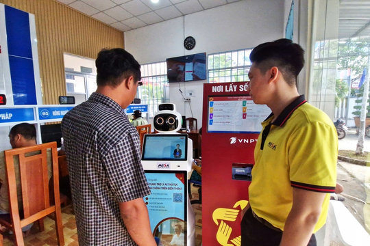 Ứng dụng robot AI nâng cao chất lượng phục vụ hành chính công tại Cần Thơ