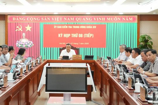 Ủy ban Kiểm tra Trung ương kỷ luật và đề nghị kỷ luật nhiều đảng viên vi phạm
