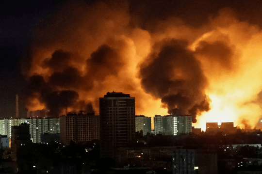 Ukraine dồn dập đánh ‘hạm đội bóng tối’ Nga, thủ đô Kiev hứng đòn trả đũa