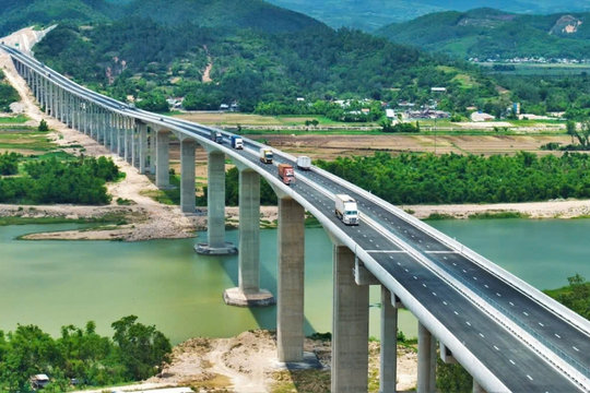 Đề xuất đầu tư sớm cao tốc Tây Nguyên, hình thành mạng lưới liên kết vùng