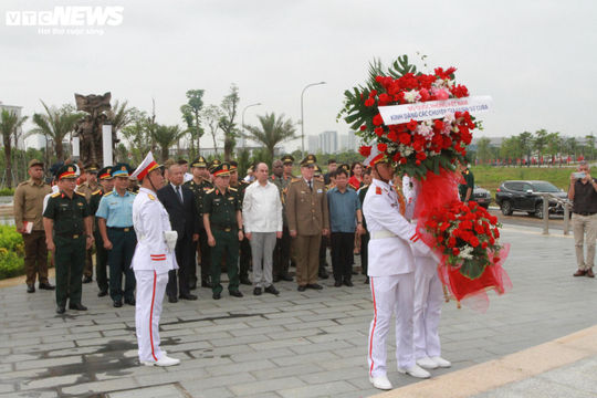 Tưởng niệm chuyên gia Cuba hy sinh trong cuộc kháng chiến của nhân dân Việt Nam