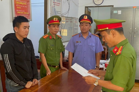 Bắt tạm giam thủ kho tham ô tài sản của doanh nghiệp