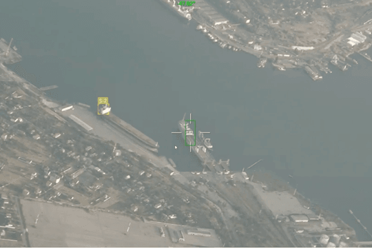 Nga tung video tấn công cảng Ukraine bằng UAV tích hợp AI