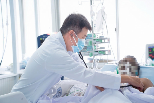 Nạn nhân vụ lật ca nô ở Phú Quốc qua cơn nguy kịch sau ca can thiệp đặc biệt