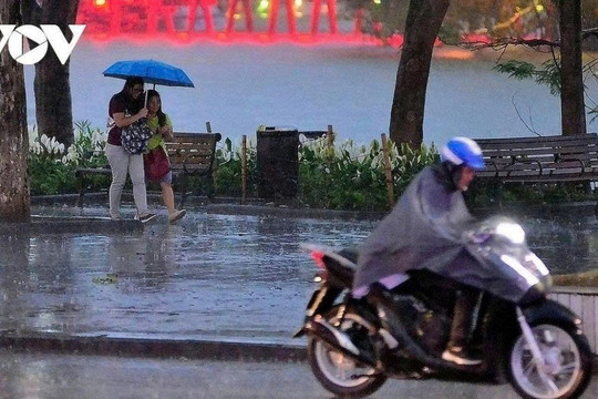 Cảnh báo mưa dông tiếp diễn ở nhiều khu vực về chiều tối trong 10 ngày tới