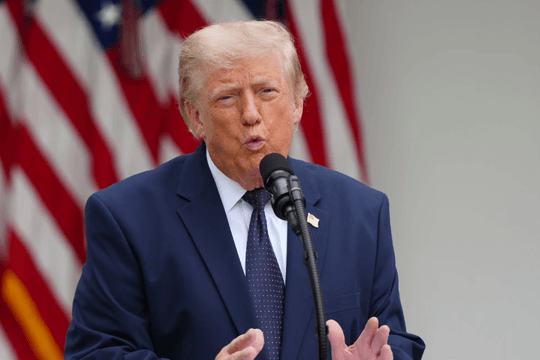 Xé bỏ thoả thuận ngừng bắn với Iran: Ông Trump tự đẩy mình vào 'chảo lửa'?