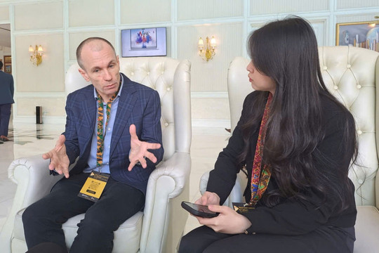Chuyên gia ABU: "VOV có truyền thống về tin tức, nền tảng để phát triển podcast"