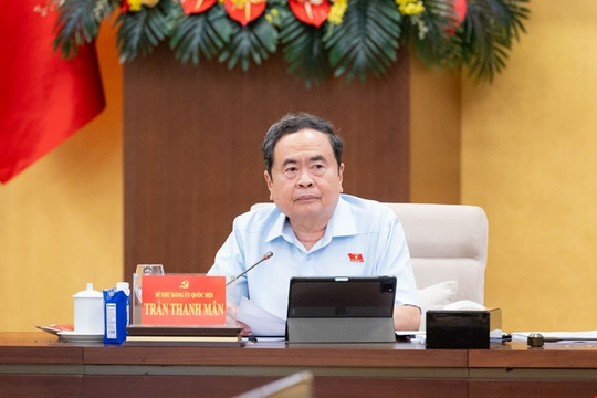 Chủ tịch Quốc hội chủ trì hội nghị về sắp xếp bộ máy, công tác cán bộ