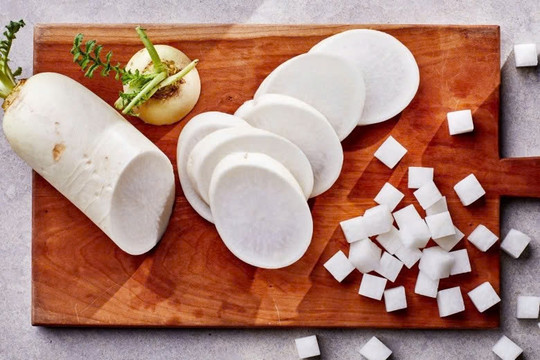 Loại củ giá rẻ được ví như nhân sâm trắng, dưỡng gan thận, lại tốt cho tim mạch