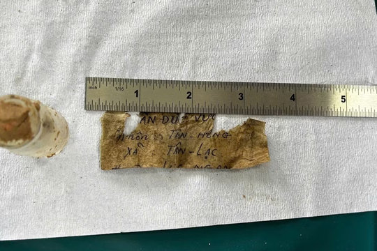 Kỳ tích sau 50 năm: Mảnh giấy trong lọ penicillin hé lộ danh tính liệt sĩ