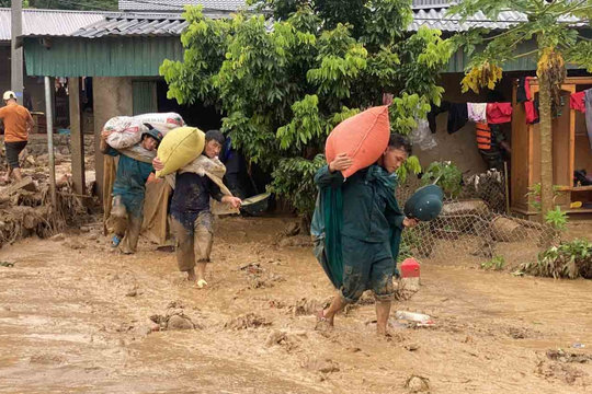 Lai Châu xây dựng khẩn cấp khu tái định cư cho người dân vùng lũ Mường Than