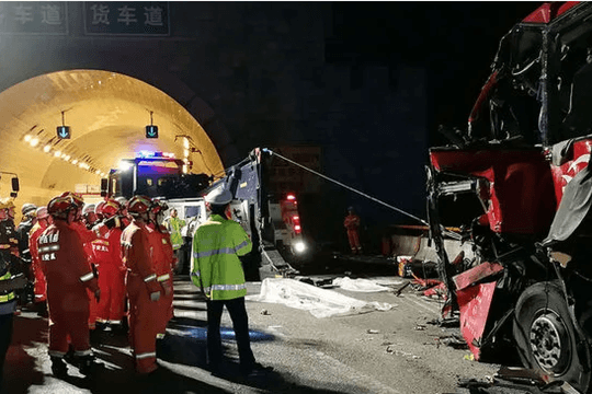 Trung Quốc và các nước cấm, hạn chế sử dụng xe giường nằm thế nào?