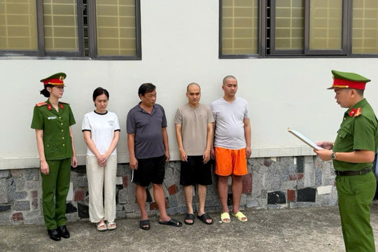 Công an Thanh Hóa thu giữ thêm 354 viên kim cương trong vụ án buôn lậu