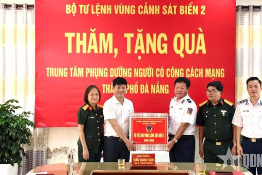 Vùng Cảnh sát biển 2 tổ chức chuỗi hoạt động “đền ơn đáp nghĩa” tại Đà Nẵng