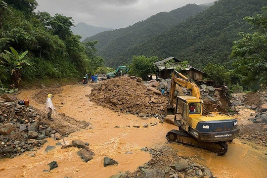 Sơn La nỗ lực tu sửa, khôi phục đường giao thông sau mưa lũ