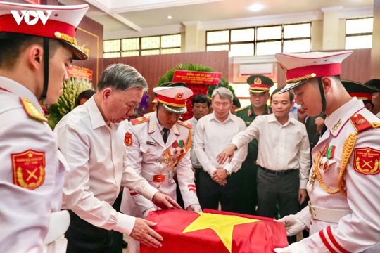 Hành trình phục dựng ký ức và sứ mệnh tri ân của một dân tộc