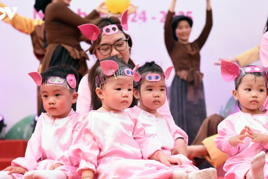 Từ 1/9, trẻ dưới 6 tuổi được cấp thẻ căn cước ngay khi làm khai sinh liên thông