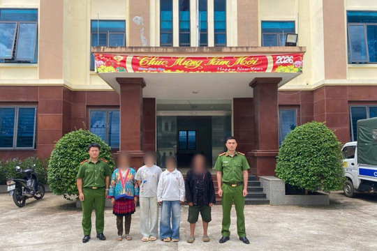 Ngăn chặn hai thiếu nữ bị dụ dỗ sang Trung Quốc bằng chiêu trò việc nhẹ, lương cao